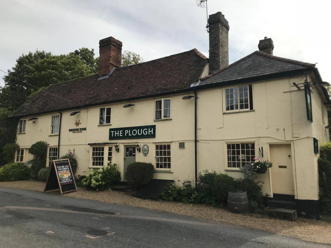 The Plough Great Chesterford Exterior photo